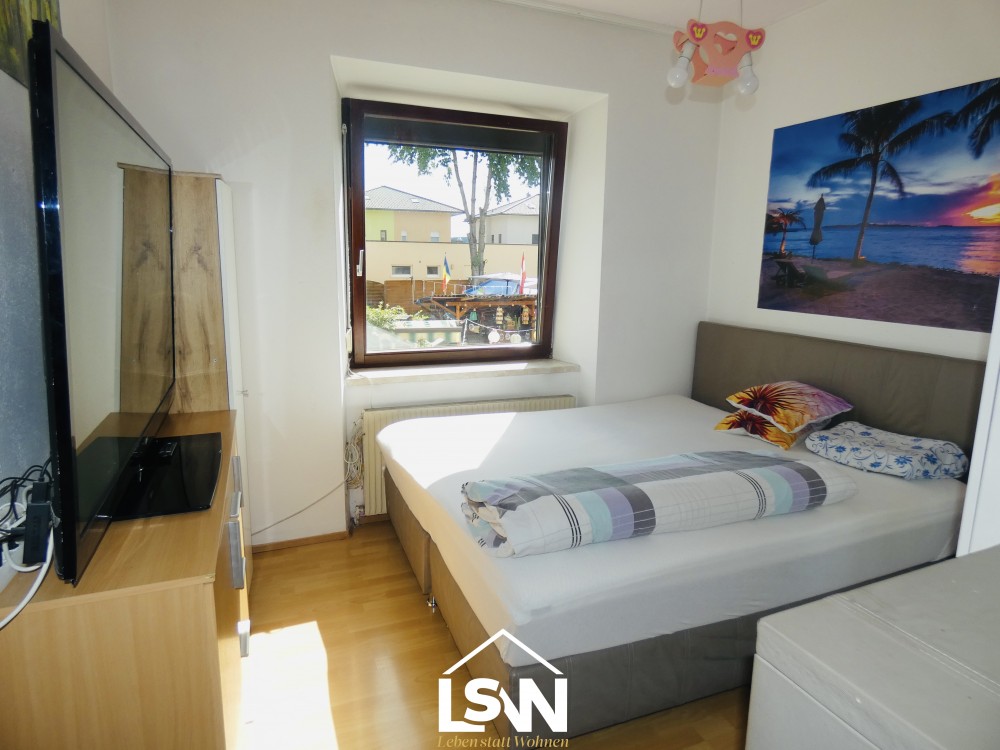 3-Zimmer-Eigentumswohnung mit eigenem Garten und Garage – zentrumsnah in Mattighofen 3-Zimmer-Eigentumswohnung mit eigenem Garten und Garage – zentrumsnah in Mattighofen