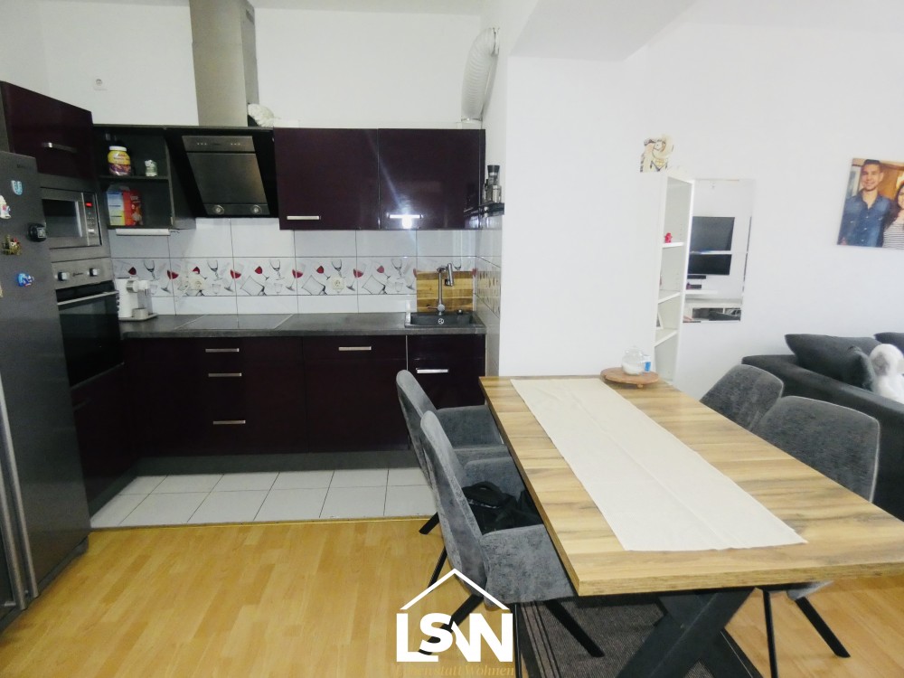3-Zimmer-Eigentumswohnung mit eigenem Garten und Garage – zentrumsnah in Mattighofen 3-Zimmer-Eigentumswohnung mit eigenem Garten und Garage – zentrumsnah in Mattighofen