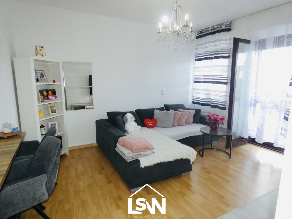 3-Zimmer-Eigentumswohnung mit eigenem Garten und Garage – zentrumsnah in Mattighofen 3-Zimmer-Eigentumswohnung mit eigenem Garten und Garage – zentrumsnah in Mattighofen