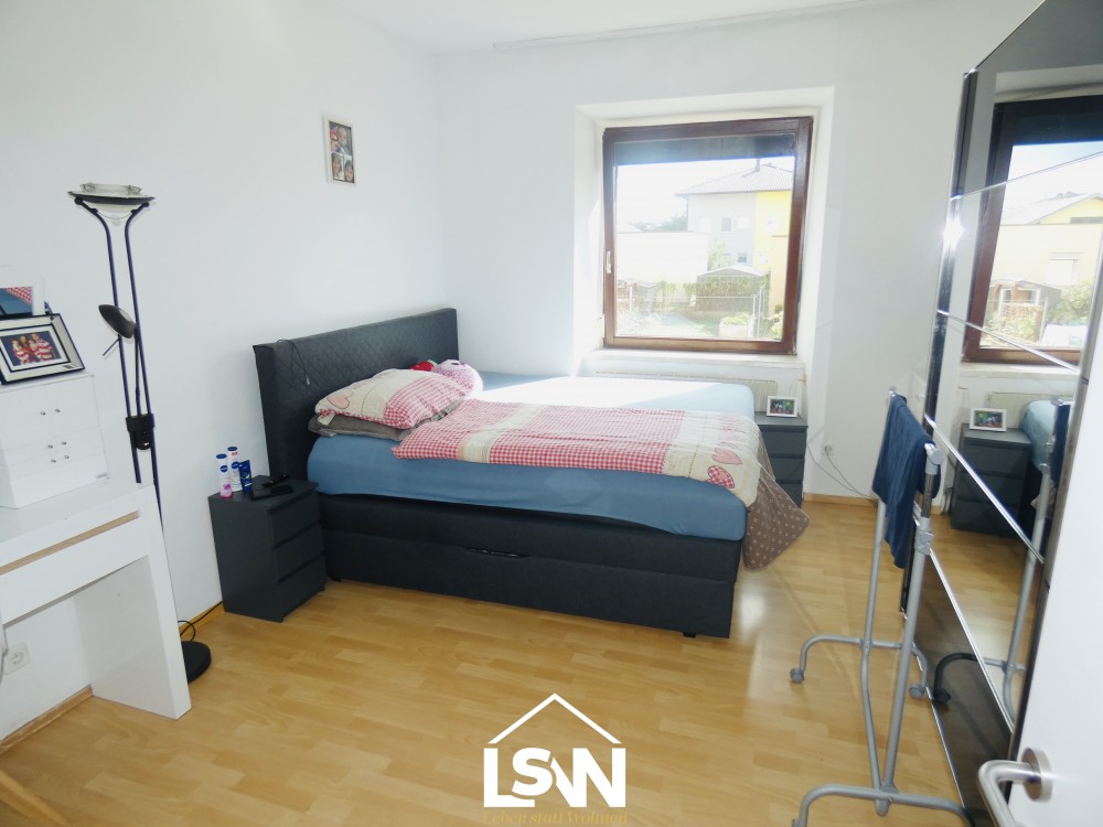 3-Zimmer-Eigentumswohnung mit eigenem Garten und Garage – zentrumsnah in Mattighofen 3-Zimmer-Eigentumswohnung mit eigenem Garten und Garage – zentrumsnah in Mattighofen